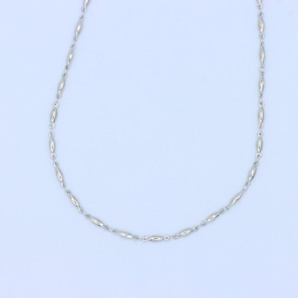 Delicate & Contemporary Necklace Chain, A Lovely Choice for Women, EVCH1819 - Picture 10 of 10